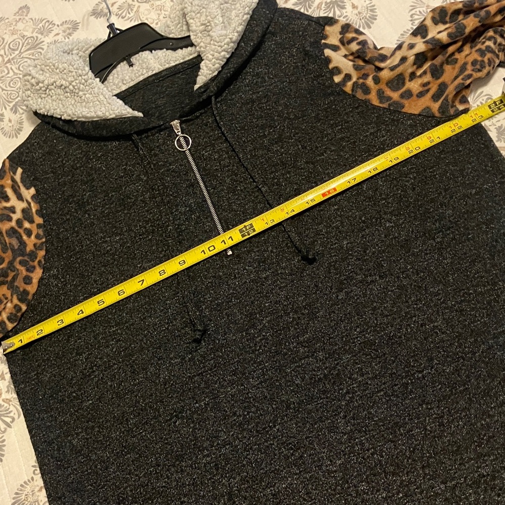 Black Hoodie with Leopard Print Sleeves, Sherpa Hood - Picture 6 of 7